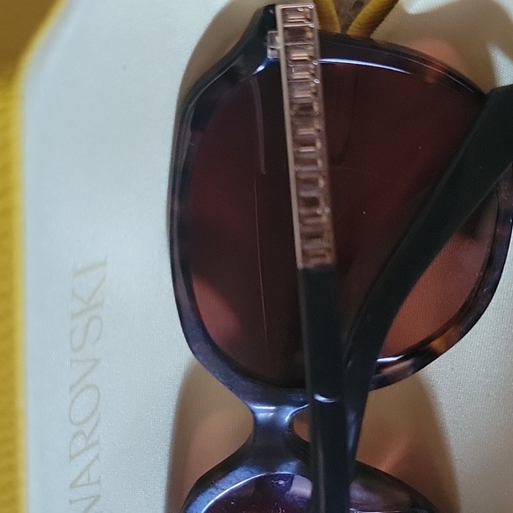 Swarovski Sunglasses 🕶 - Picture 3 of 7